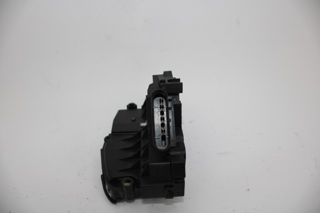 AM5AU21812BF Cerradura de puerta delantera derecha comprar Almería