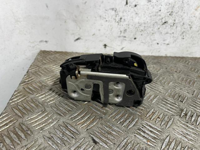 AM5AU21813AE Cerradura  en stock Castellón