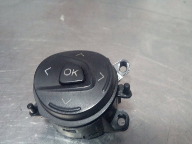 AM5T14K147AA FORD Módulo de interruptores del volante  disponible Ourense