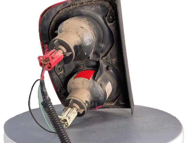 AMR4003 Piloto trasero derecho  disponible Málaga