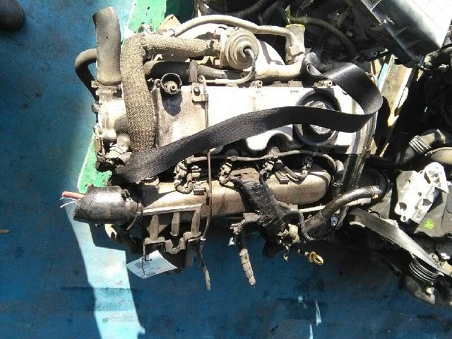 Motor Alfa Romeo 156  (932)