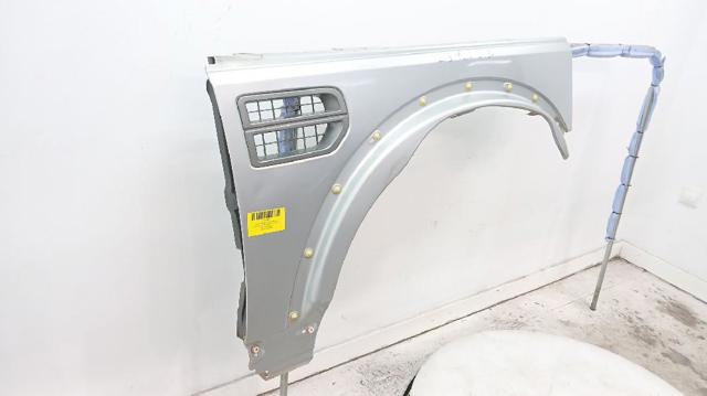 ASB780020 LAND ROVER Aleta delantera derecha  en stock Gandía