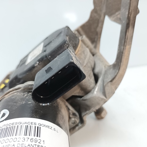 AV1117504BE Ford