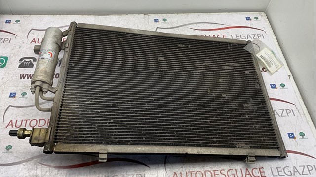 Condensador / radiador  aire acondicionado para ford fiesta vi 1.4 spjc AV1119710FA
