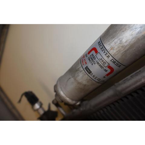 AV1119710FA FORD Condensador aire acondicionado comprar Bilbao