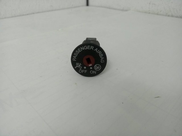 AV1T14B268AB Ford