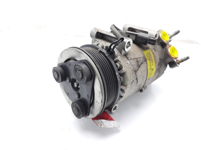 AV6119D629DB Land Rover