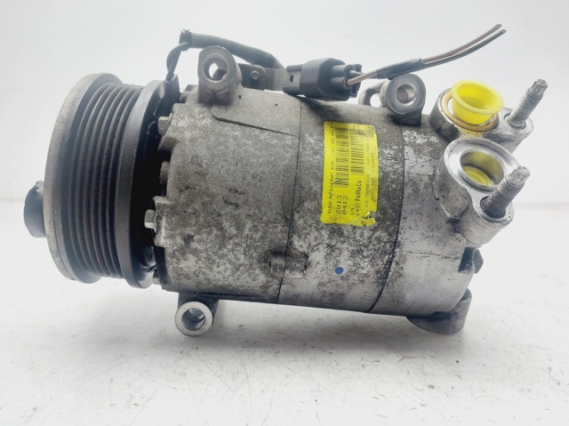 AV6119D629DB Land Rover
