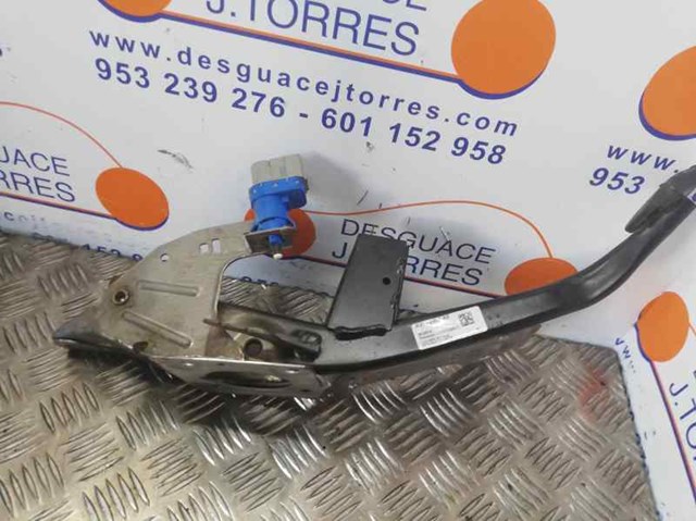 Caja, filtro de combustible AV612467AE Ford