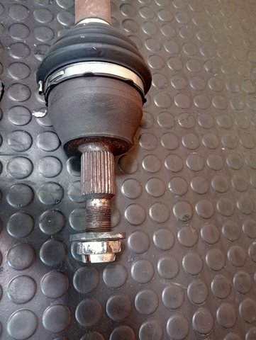AV613B436CC FORD Semieje delantero derecho  comprar en Lleida