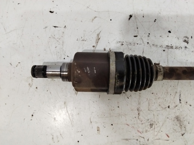 AV613B437CC Semieje delantero izquierdo  en stock Granada