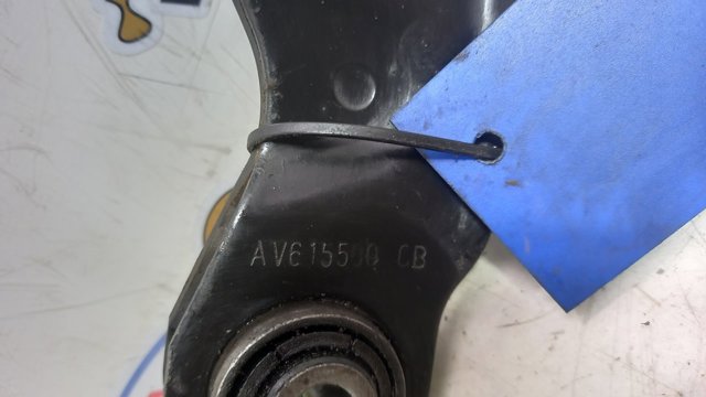 AV615500CB FORD Brazo superior de suspensión trasera izquierdo/derecho  en stock Huelva