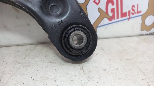 AV615500CB FORD Brazo superior de suspensión trasera izquierdo/derecho  disponible Alicante