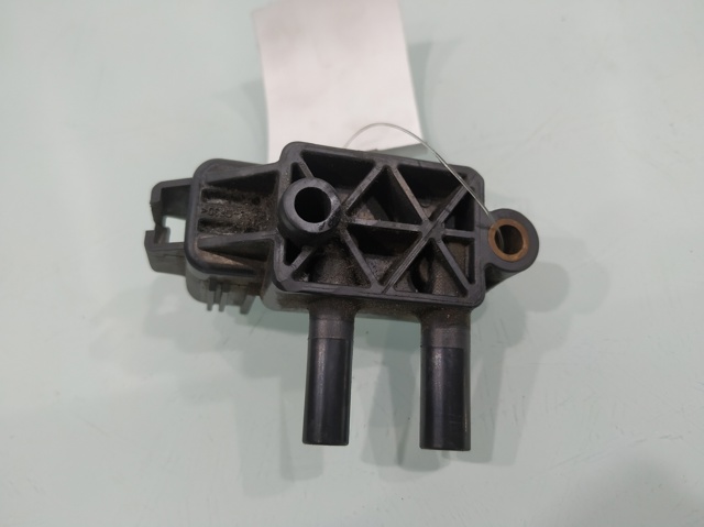 AV615L200AA Ford