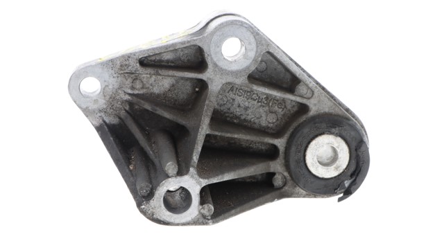 AV616P093NA Ford