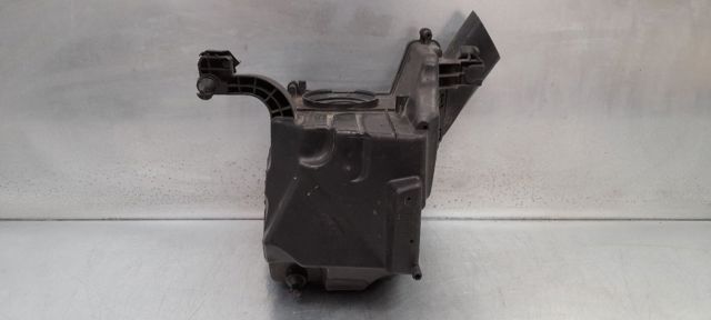 AV619600BG FORD Caja del filtro de aire  disponible Vigo