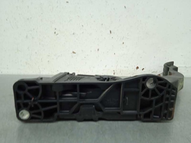 AV619F836AB Pedal del acelerador  en stock Sabadell