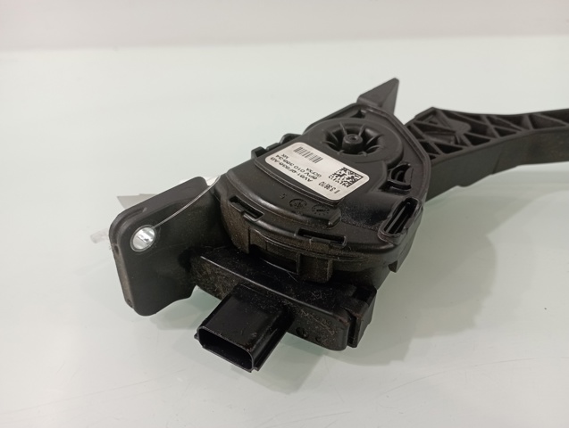 AV619F836AB Ford