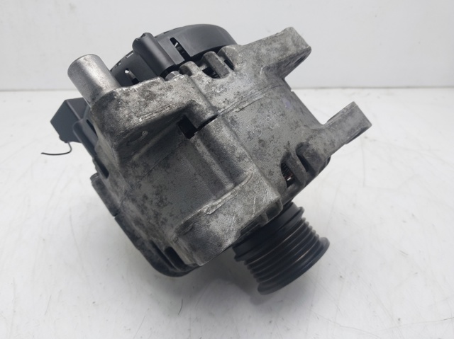 FORD AV6N10300MD Alternador  disponible Valladolid