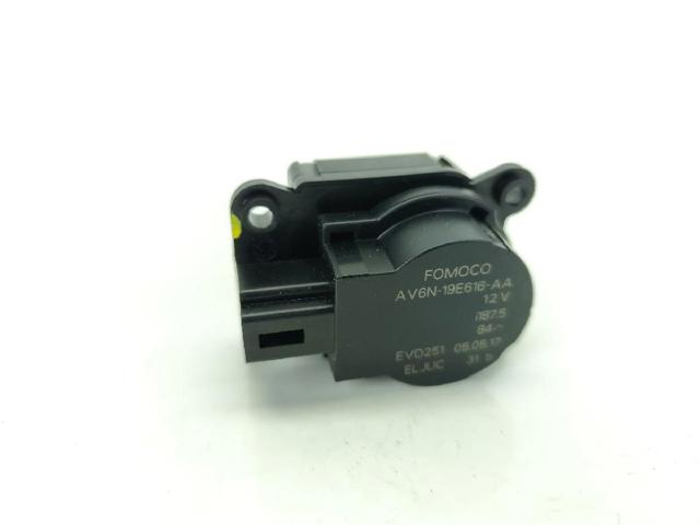 FORD AV6N19E616AA Actuador de compuerta de calefacción  disponible España
