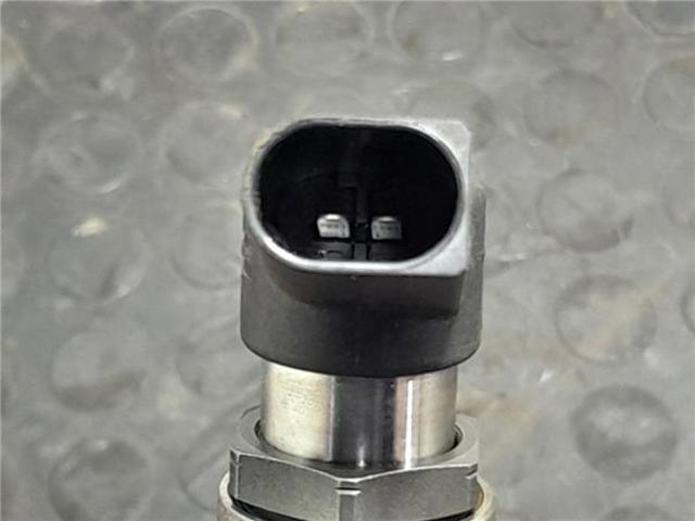 AV6Q9F593AD FORD Inyector  en stock Córdoba