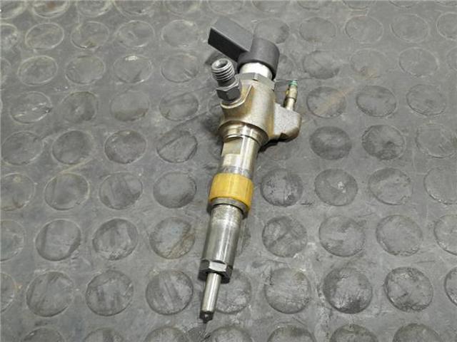 AV6Q9F593AD Inyector  en stock Castellón