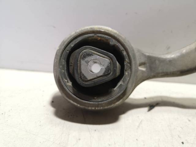 AW6082 BMW Brazo inferior izquierdo de la suspensión delantera  en stock Gandía