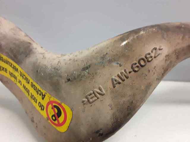 AW6082 BMW Brazo inferior izquierdo de la suspensión delantera  en stock Gandía
