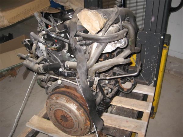 VAG AZV Motor completo  en stock Valencia