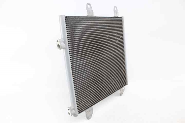 B000995480 PEUGEOT Condensador aire acondicionado  en stock Huelva