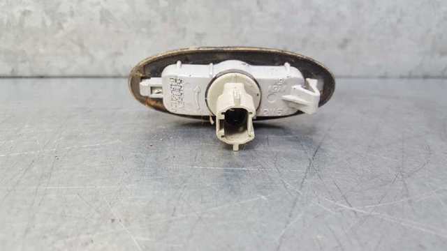 MAZDA B01W51120 Luz intermitente de guardabarros  en stock Valencia
