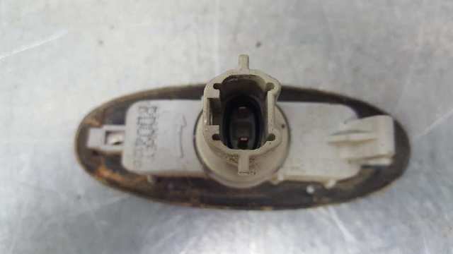 B01W51120 Luz intermitente de guardabarros  en stock Sabadell