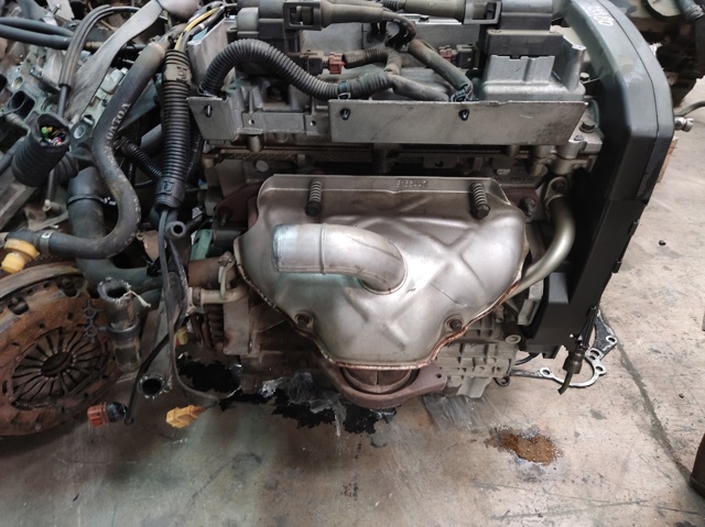 VOLVO B4184S Motor completo  disponible España