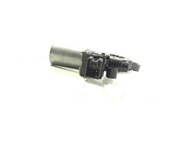 B45C5858X Motor del elevalunas de la puerta delantera derecha  en stock Granada