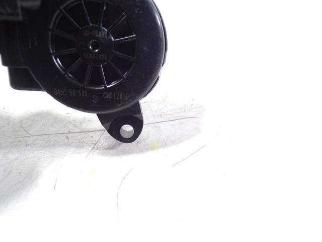 B45C5858X MAZDA Motor del elevalunas de la puerta delantera derecha comprar Alcalá