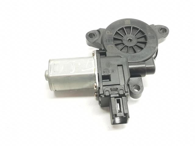 Motor eléctrico, elevalunas, puerta delantera derecha B45C5858X Mazda