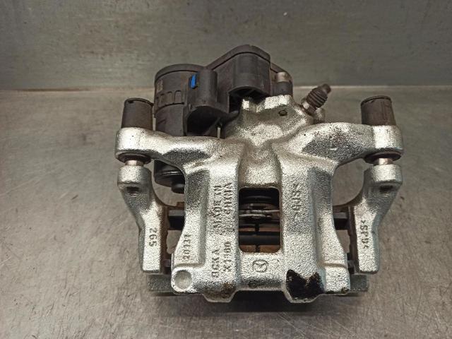 B4Y72699ZC Mazda