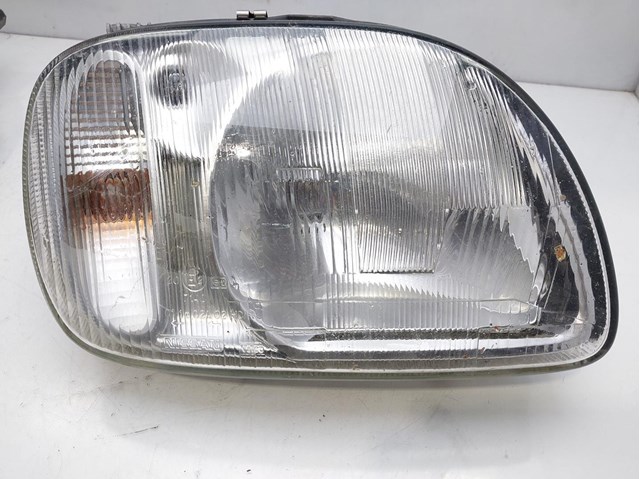 Faro derecho B60105F301 Nissan