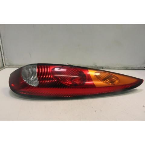  para Nissan Almera  (V10)