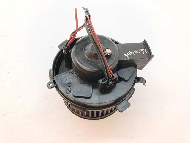 B6830 PEUGEOT Motor del ventilador del calefactor  disponible Vigo