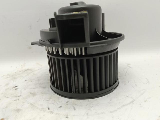 B6830 PEUGEOT Motor del ventilador del calefactor  comprar en Lleida