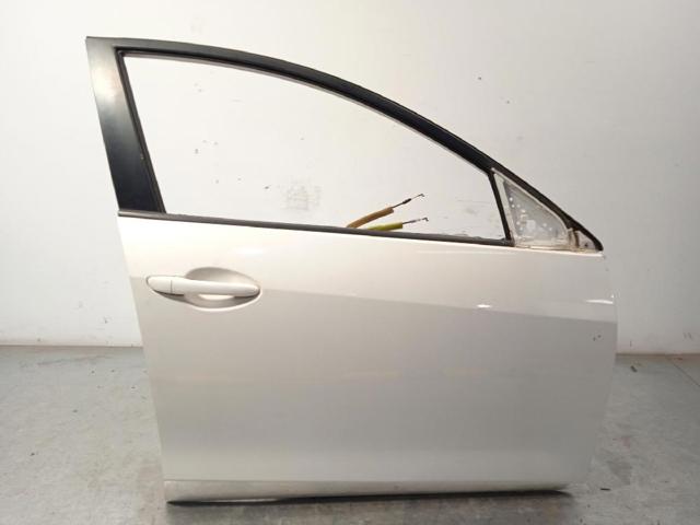 Puerta delantera derecha BBY45802XF Mazda