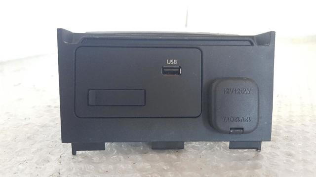 BDGG669U0 Mazda