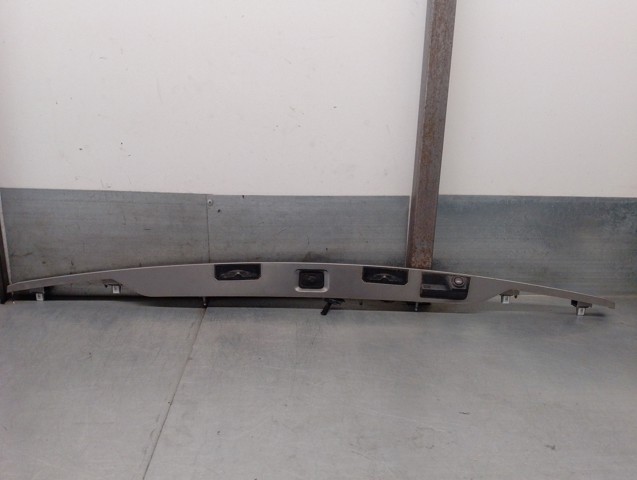 BJ3240406 Land Rover