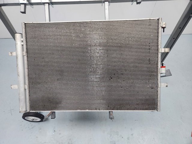 FORD BK2119710AB Condensador de aire acondicionado  disponible Valladolid