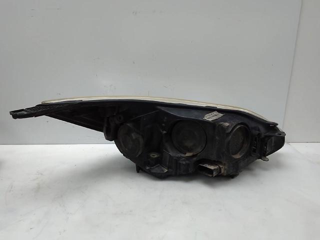 Luz frontal Ford Focus III (CB8)