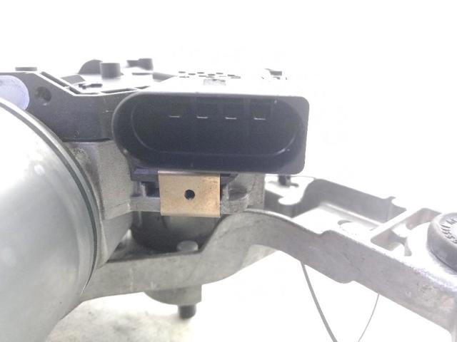 BM5117K484B Motor limpiaparabrisas delantero derecho  disponible Burgos
