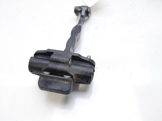 BM51A23500AA Limitador de apertura de puerta delantera  disponible Utrera