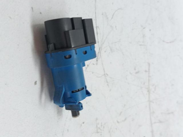 BN7N66490 MAZDA Interruptor de luz de freno  comprar en Jaén
