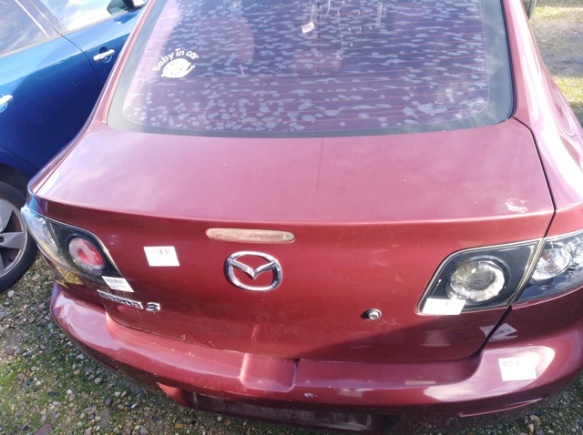 Tapa del maletero Mazda 3 BK12